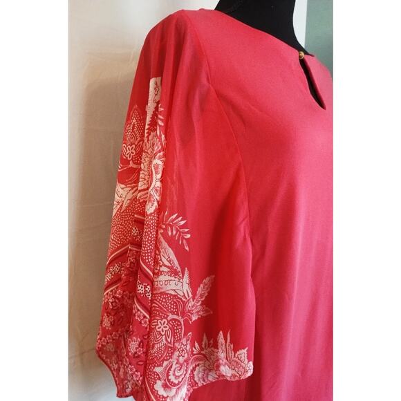 NWT JM Collection Floral Printed Flutter-Sleeve Keyhole Top Pink/White Size S - Picture 3 of 8